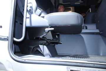 ˹������ Gϵ���ؿ� 450���� 6X2ǣ����(�ͺ�G450)ͼƬ