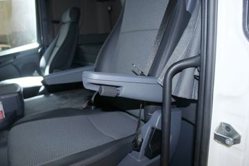 ˹������ Gϵ���ؿ� 450���� 6X2ǣ����(�ͺ�G450)ͼƬ