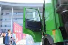 中国重汽 HOWO T6G重卡 380马力 8X4 自卸车(渣土车)(ZZ3317N386WE1)