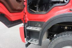 江淮 格尔发K5W 310马力 8X4平板运输车(HFC5311TPBP1K4H38S3V)