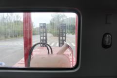 江淮 格尔发K5W 350马力 8X4平板运输车(HFC5311TPBP1K4H38S3V)