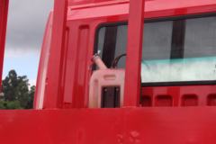 江淮 格尔发K5W 350马力 8X4平板运输车(HFC5311TPBP1K4H38S3V)