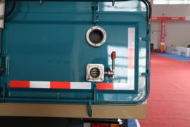 庆铃底盘&nbsp;吸尘车外观图片