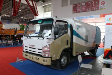 庆铃 五十铃 190马力 4X2 吸尘车(聚尘王牌)(HNY5100TXCQ5)