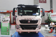 中国重汽 HOWO T5G 210马力 4X2 扫路车(华威驰乐牌)(SGZ5160TXSZZ5T5)