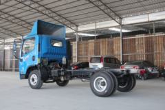 解放 虎VH 141马力 4.21米单排仓栅式轻卡(福田康明斯)(CA5081CCYP40K2L1E5A84-1)