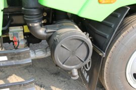 GK8&nbsp;自卸车底盘                                                图片