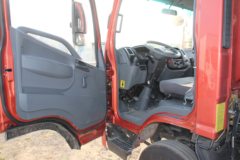 凯马 凯捷M3 87马力 4.2米单排厢式轻卡(KMC5042XXYA33D5)