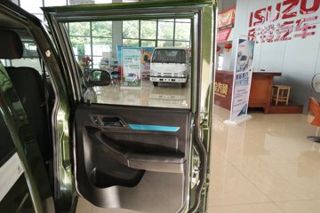 ���� ��ʮ��TF 2017�� 3.0T���� 131���� ���� ˫��Ƥ��ͼƬ