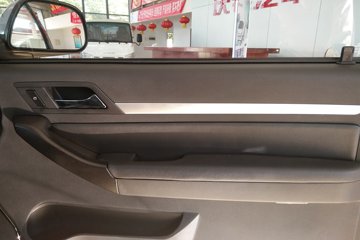 ���� ��ʮ��TF 2017�� 3.0T���� 131���� ���� ˫��Ƥ��ͼƬ