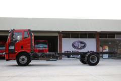 一汽解放 J6L中卡 超值版 160马力 6.8米栏板载货车(CA1160P62K1L4A1E5)