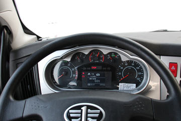 һ����� J6L�п� ��ֵ�� 160���� 6.8�������ػ���ͼƬ