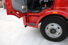 一汽解放 J6L中卡 超值版 160马力 6.8米栏板载货车(CA1160P62K1L4A1E5)