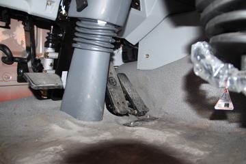 ���� ŷ��ETX 6ϵ�ؿ� ������ 300���� 8X4 6����ж��(BJ3313DNPKC-AP)ͼƬ