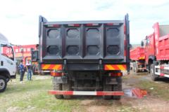 重汽王牌 W5G重卡 380马力 6X4 6.2米自卸车(CDW3252A2S5)