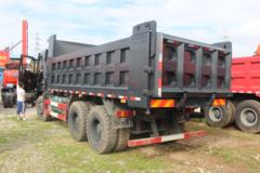 重汽王牌 W5G重卡 380马力 6X4 6.2米自卸车(CDW3252A2S5)