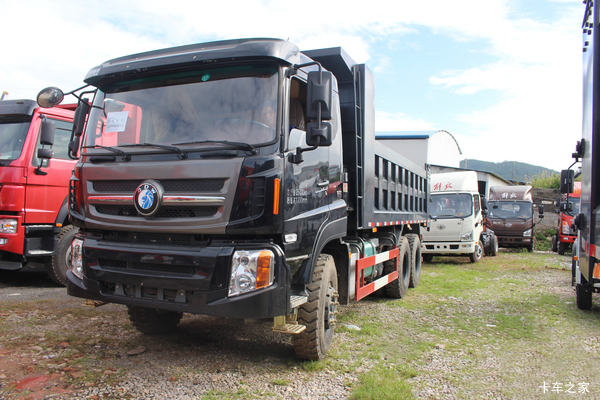 重汽王牌 W5G重卡 380马力 6X4 6.2米自卸车(CDW3252A2S5)