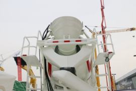 C系&nbsp;混凝土搅拌车上装                                                图片