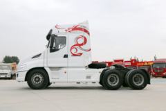 东风柳汽 乘龙T7重卡 500马力 6X4长头牵引车(LZ4251T7DB)