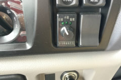 三环十通 昊龙 270马力 8X2 9.6米栏板载货车(STQ1311L16Y4A5)