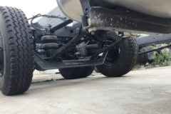 三环十通 昊龙 270马力 8X2 9.6米栏板载货车(STQ1311L16Y4A5)