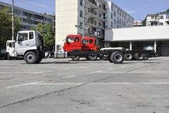 东风商用车 嘉运 210马力 4X2 载货车底盘(EQ1180GD5DJ) 东风商用车 嘉运 210马力 4X2 载货车底盘(EQ1180GD5DJ)