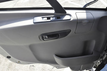 �������ó� ���� 210���� 4X2 �ػ�������(EQ1180GD5DJ)ͼƬ