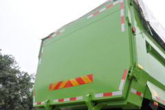 陕汽重卡 德龙新M3000 350马力 6X4 5.6米自卸车(SX3250MB3841B)