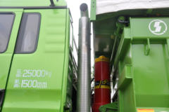 陕汽重卡 德龙新M3000 350马力 6X4 5.6米自卸车(SX3250MB3841B)