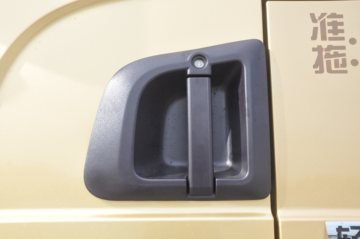 �����ؿ� ����X3000 �ƽ�� 430���� 6X4 LNGǣ����ͼƬ