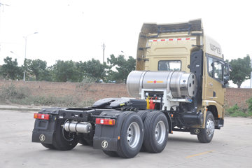 �����ؿ� ����X3000 �ƽ�� 430���� 6X4 LNGǣ����ͼƬ