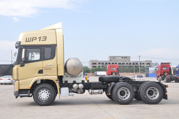 �����ؿ� ����X3000 �ƽ�� 430���� 6X4 LNGǣ����ͼƬ
