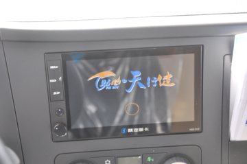 �����ؿ� ����X3000 �ƽ�� 430���� 6X4 LNGǣ����ͼƬ