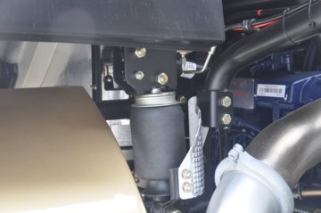 �����ؿ� ����X3000 �ƽ�� 430���� 6X4 LNGǣ����ͼƬ