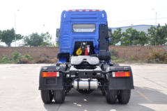 陕汽重卡 德龙新M3000 430马力 6X4牵引车(SX4250MC4)