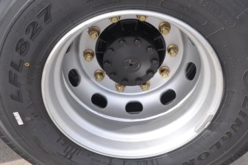 �����ؿ� ����X3000 �ƽ�� 430���� 6X4 LNGǣ����ͼƬ