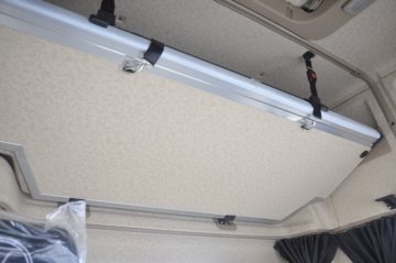 �����ؿ� ����X3000 �ƽ�� 430���� 6X4 LNGǣ����ͼƬ