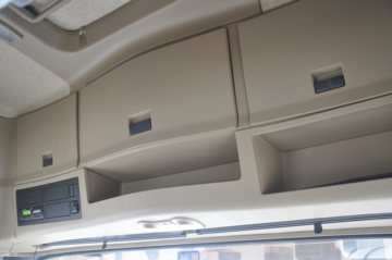 �����ؿ� ����X3000 �ƽ�� 430���� 6X4 LNGǣ����ͼƬ