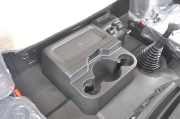 �����ؿ� ����X3000 �ƽ�� 430���� 6X4 LNGǣ����ͼƬ