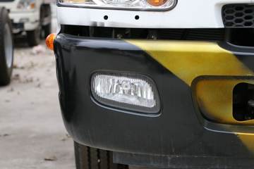 ���� ŷ����3ϵ 143���� 4X2 4.2����ʽ��ƿ���䳵(BJ5049XRQ-A3)ͼƬ