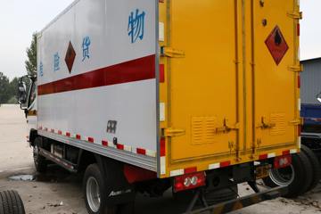 ���� ŷ����3ϵ 143���� 4X2 4.2����ʽ��ƿ���䳵(BJ5049XRQ-A3)ͼƬ