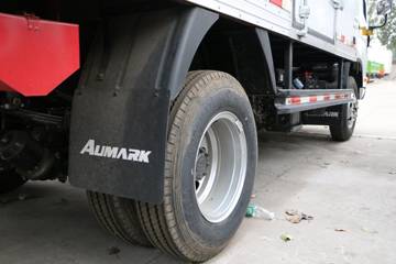 ���� ŷ����3ϵ 143���� 4X2 4.2����ʽ��ƿ���䳵(BJ5049XRQ-A3)ͼƬ