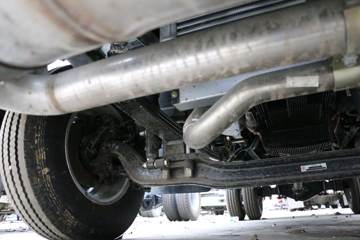 ���� ŷ����3ϵ 143���� 4X2 4.2����ʽ��ƿ���䳵(BJ5049XRQ-A3)ͼƬ