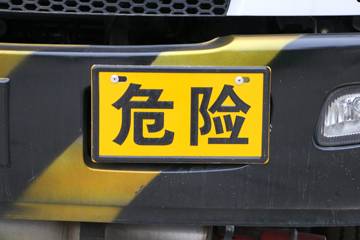 ���� ŷ����3ϵ 143���� 4X2 4.2����ʽ��ƿ���䳵(BJ5049XRQ-A3)ͼƬ