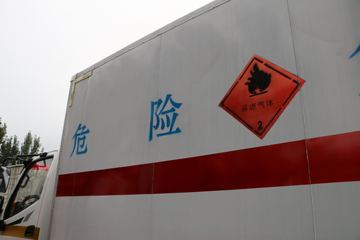 ���� ŷ����3ϵ 143���� 4X2 4.2����ʽ��ƿ���䳵(BJ5049XRQ-A3)ͼƬ