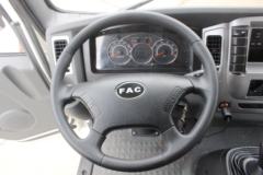 一汽凌河 116马力 4.12米单排厢式轻卡(CAL5041XXYDCRE5)