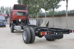 福田 瑞沃Q5中卡 168马力 4X2 6.7米栏板载货车底盘(BJ1146VJPEK-1)