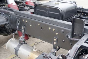 ���� ����T10 ��ֵ�� 129���� 4X2 3.7����ж��(��110˫��)(EQ3041L8GDAAC)ͼƬ