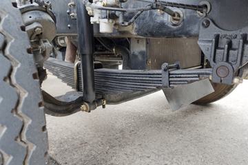 ���� ����T10 ��ֵ�� 129���� 4X2 3.7����ж��(��110˫��)(EQ3041L8GDAAC)ͼƬ