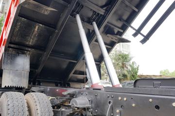 ���� ����T10 ��ֵ�� 129���� 4X2 3.7����ж��(��110˫��)(EQ3041L8GDAAC)ͼƬ